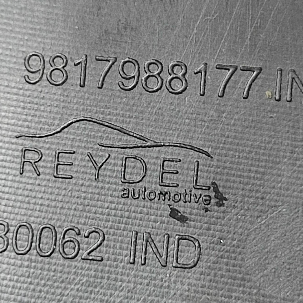 Кронштейн peugeot rifter 9817988177 в Украине