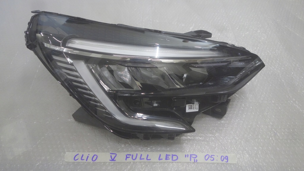 фото №1, Лампа правая перед renault clio v 5 full led 260104922r
