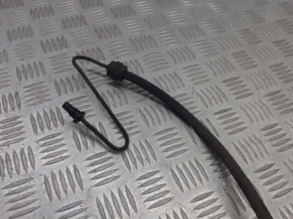 фото №3, Шланг трубка цилиндр сцепления vw golf v 1.4