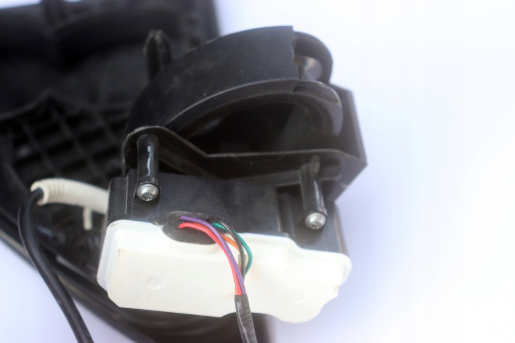 Купити Кришка заглушка порт роз'єм заряджання tesla model 3 3 y 147884400a