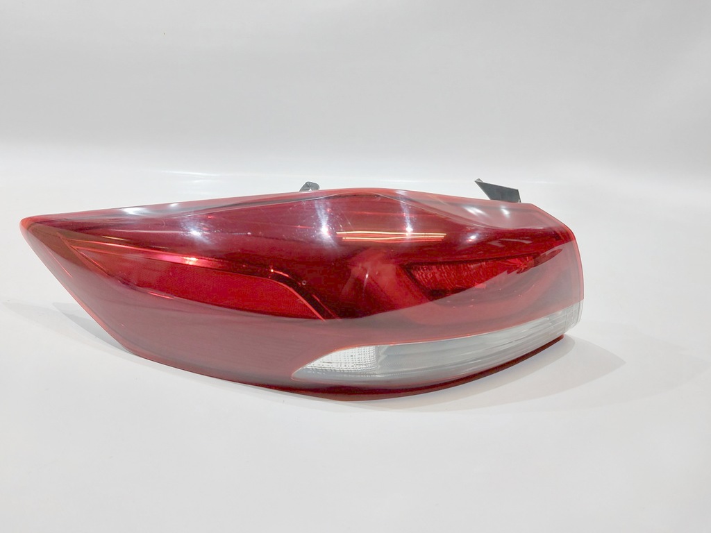 фото №1, Лампа задняя левый led hyundai elantra vi 15-18r