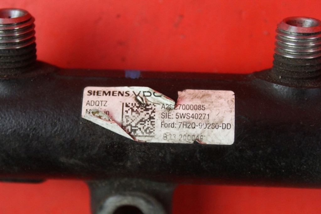 Купить Молдинг впрыскная 7h2q-9d280-dd land rover discovery 3 3 2.7 td v6 190 km