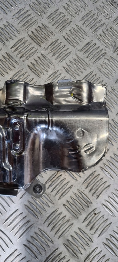 фото №8, Mercedes w254 захист турбіни a2541409300