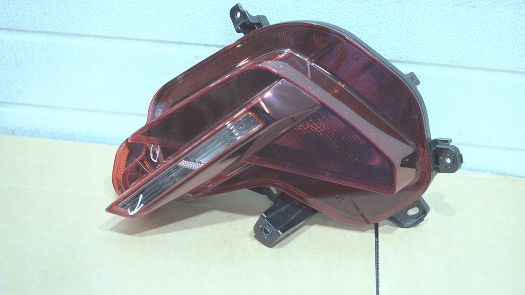 фото №1, Hyundai tucson 4 n-line лампа задня права