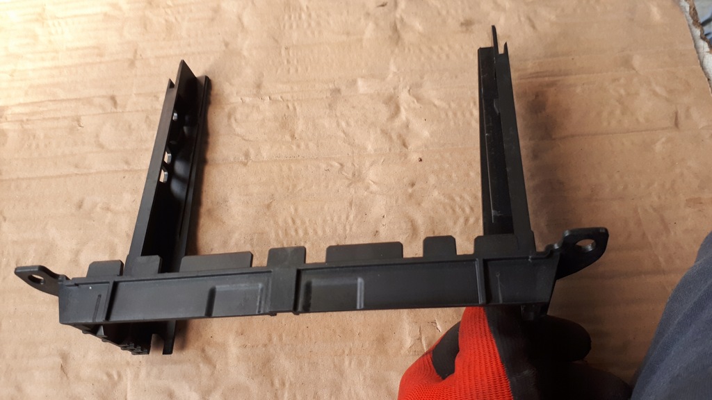 фото №5, S4 b8 lift a4 a5 кронштейн блока mmi 8k0858969