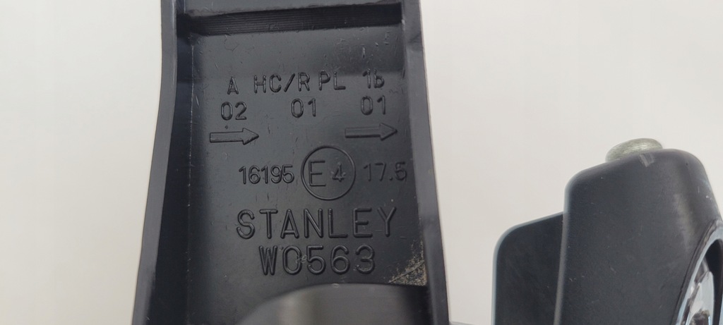 фото №16, Лампа ліва звичайна mitsubishi space star ii 2012- stanley w0504