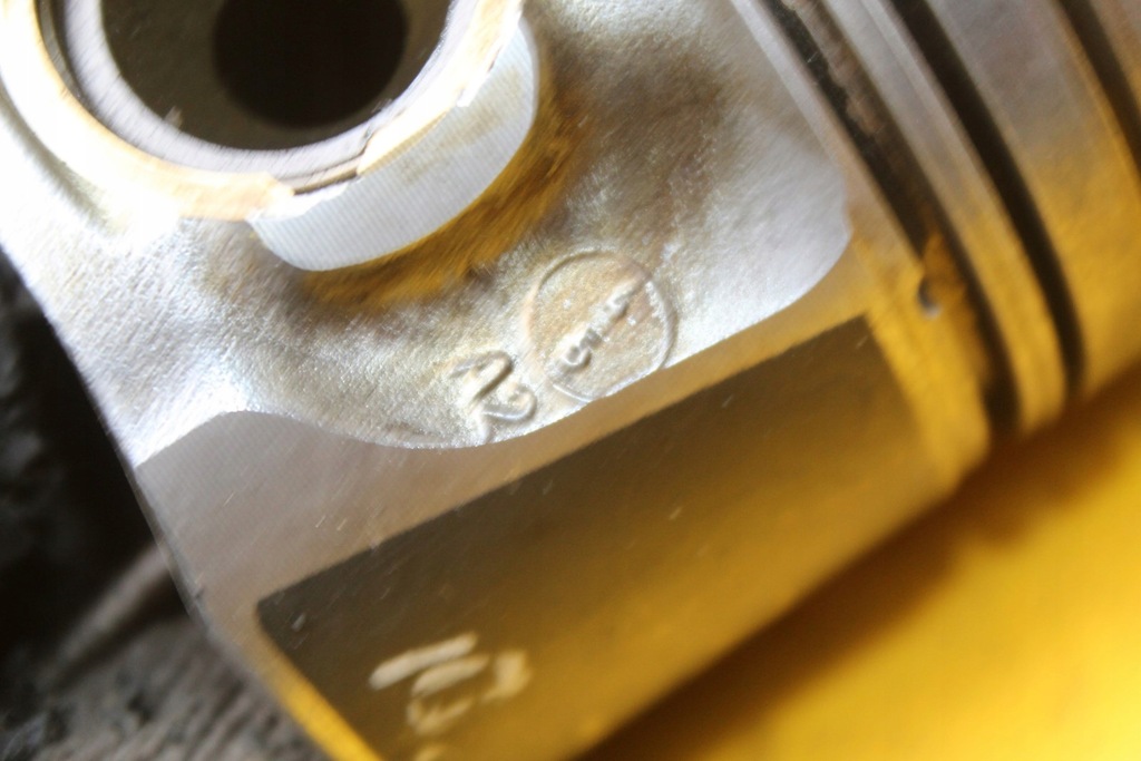 фото №10, Поршень шатун шату́н golf v a3 8p 1.9 tdi 038g