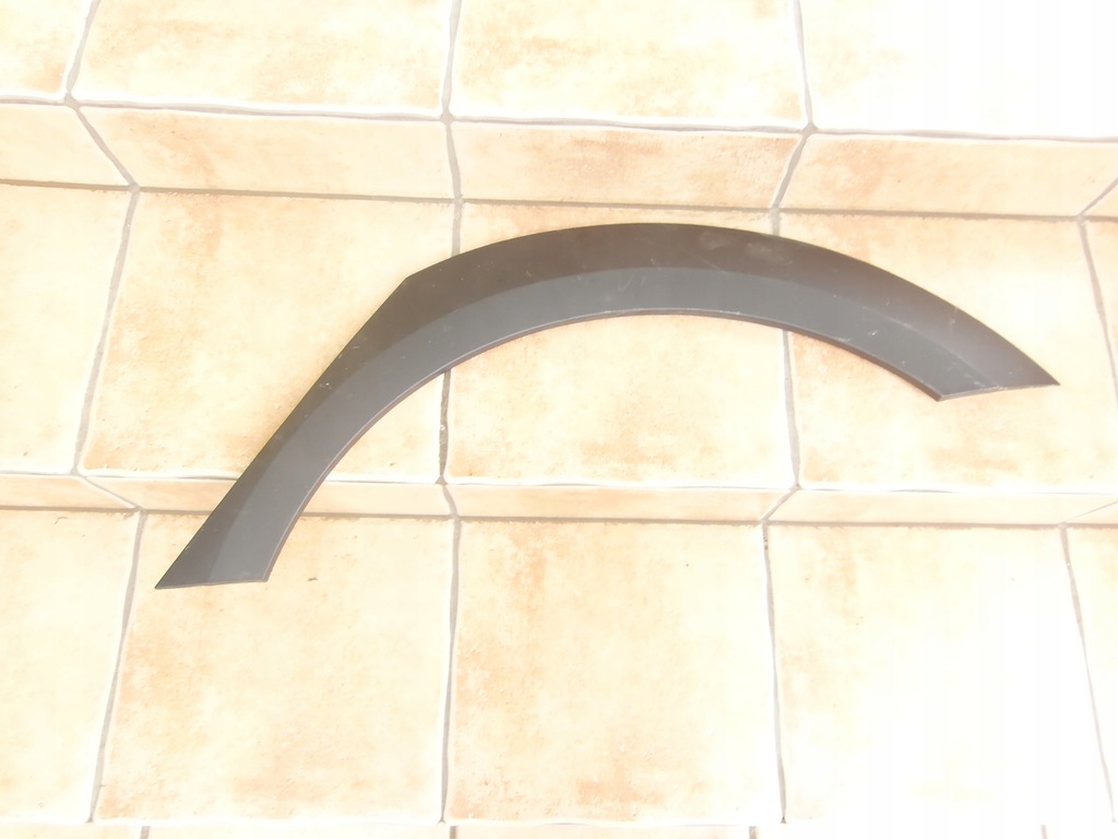 фото №1, Audi a4 b9 allroad молдинг ліва задня 8w9853817a