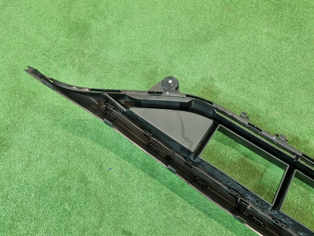 фото №14, Решётка нижняя бампера перед передний mercedes w213 amg lift a2138858804