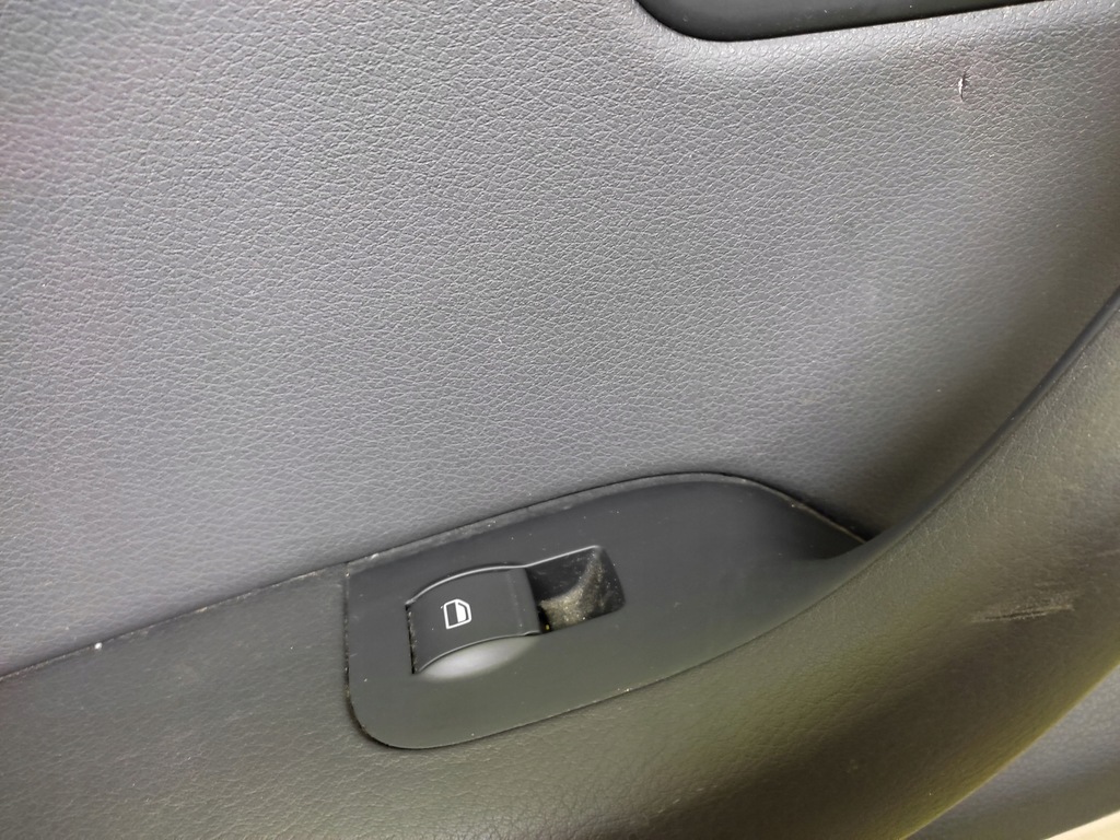 фото №5, Seat exeo kombi обивка дверь левый задняя