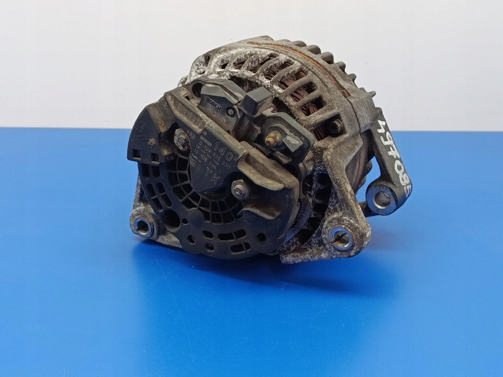 Opel zafira a рестайлінг  2.2dti генератор 13108596 bosch 0124525030 140a test Оригінал