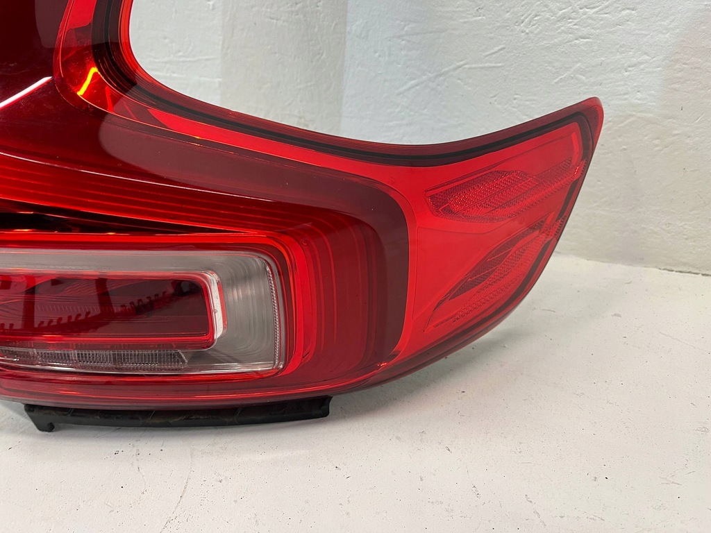 фото №6, Volvo xc40 лампа правая 18-