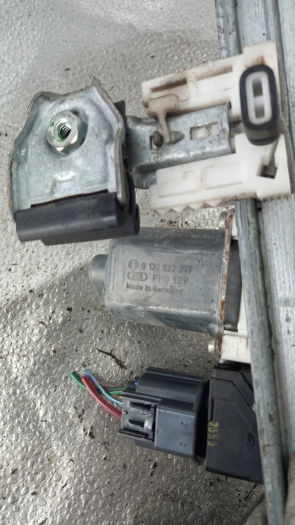 фото №4, Подъемник стекло перед правый mitsubishi colt vi