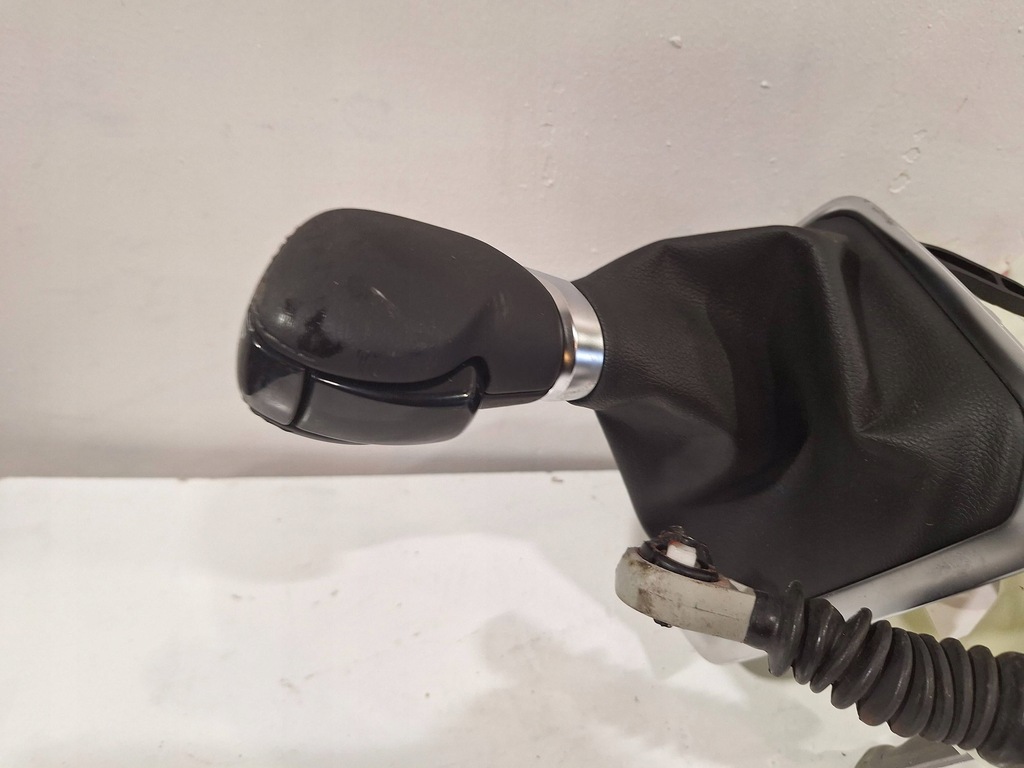 фото №1, Выборщик домкрат автоматическая коробка передач 1011069r renault trafic iii vivaro b