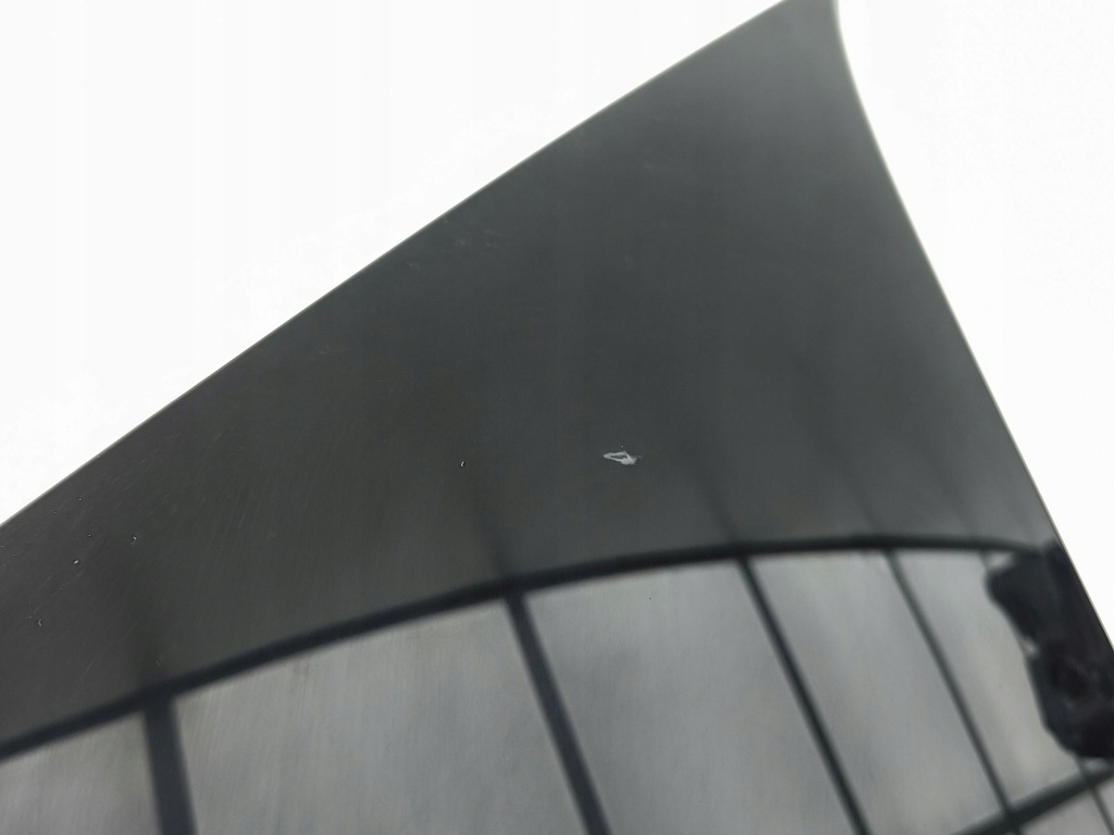 фото №8, Land rover range rover velar 2021 молдинг стекло боковой j8a229148a