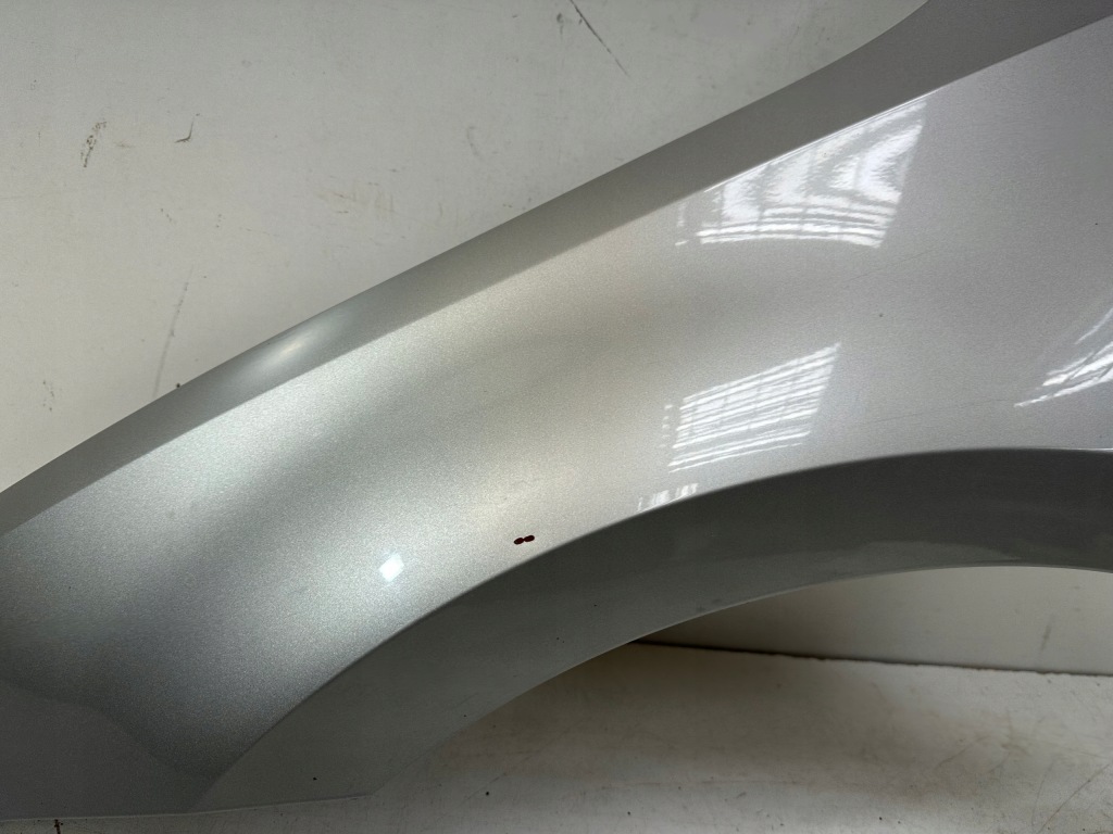 Крыло левый перед volkswagen golf vii 7 2012- дорестайлинг  цвет lb7w с Разборки