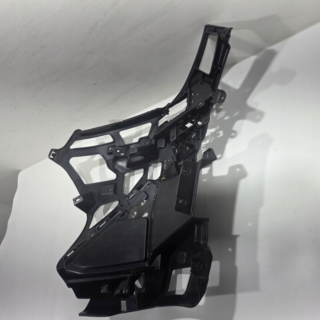 Кронштейн  бампера правый кронштейн правое bmw x1 u11 m-pakiet 9881916 Доставка