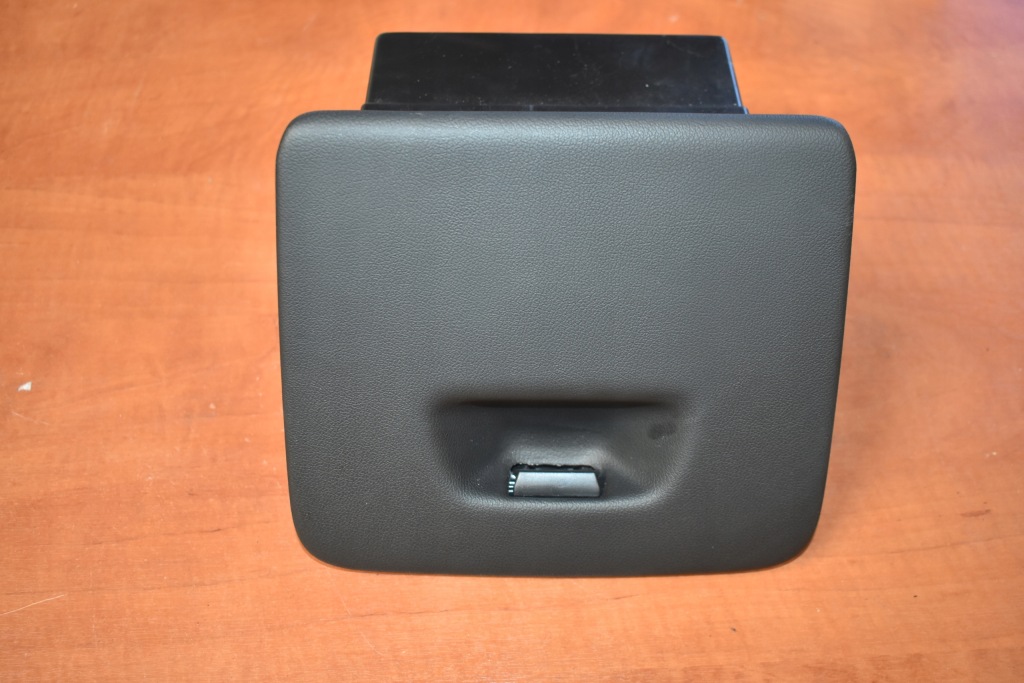 фото №1, Бардачок консолі bmw g05 g07 1