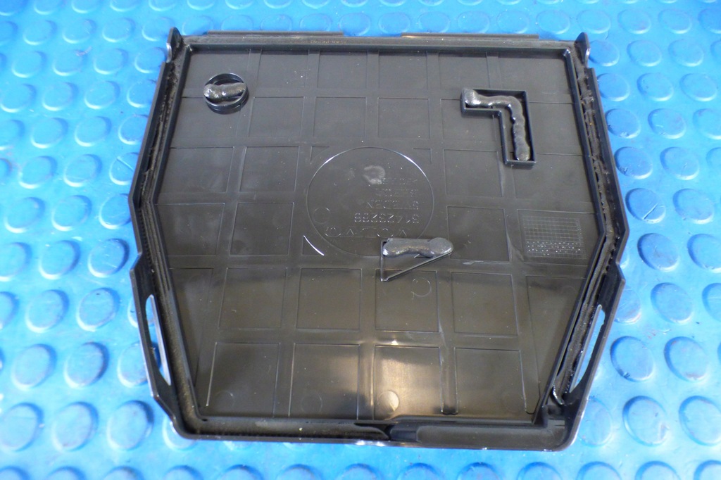 фото №8, Корпус коробка предохранителей 31450239 31423266 stbdb volvo s60 v60 iii