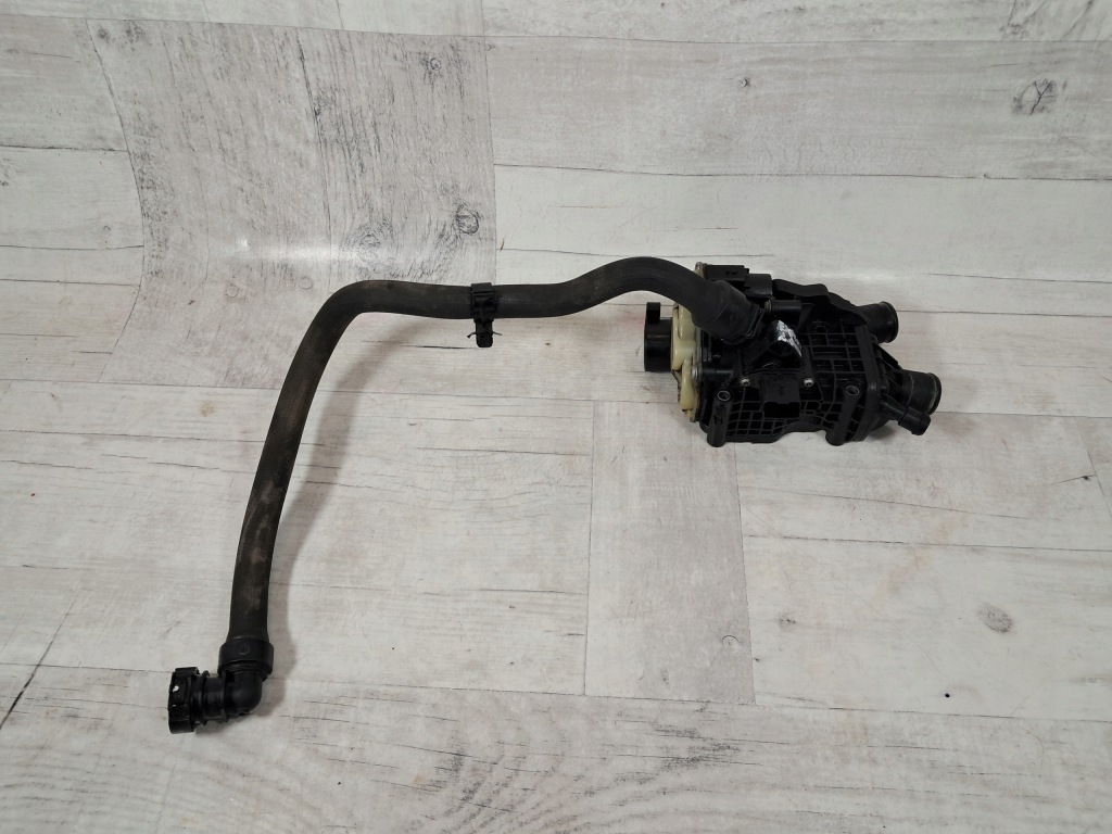 фото №1, Peugeot expert jumpy iii корпус термостата 2.0b-hdi 9804160380