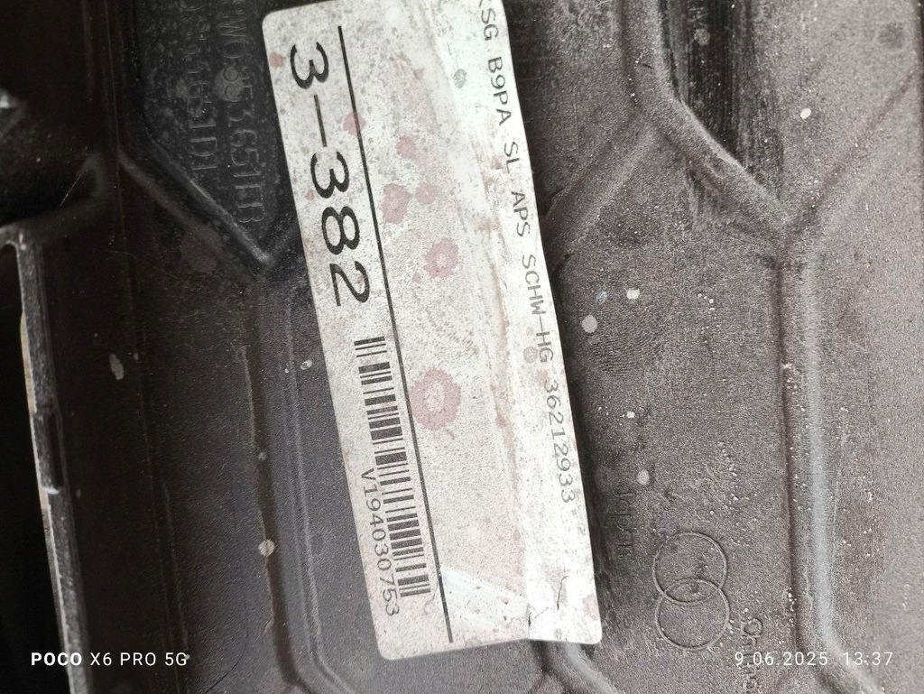 фото №12, Audi a4 s4 b9 lift s-line накладка решётка радиатора решётка радиатора 8w0853651 , plaster соты