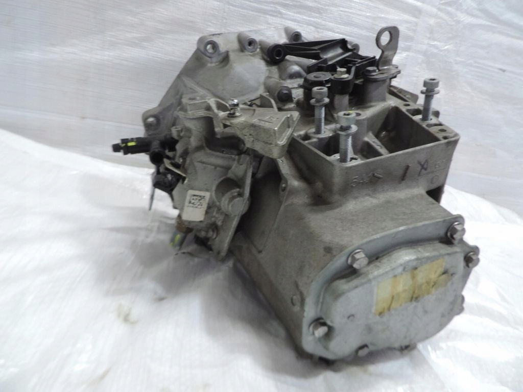 Opel crossland x 1.2 thp коробка передач передач 20ea77 с Разборки