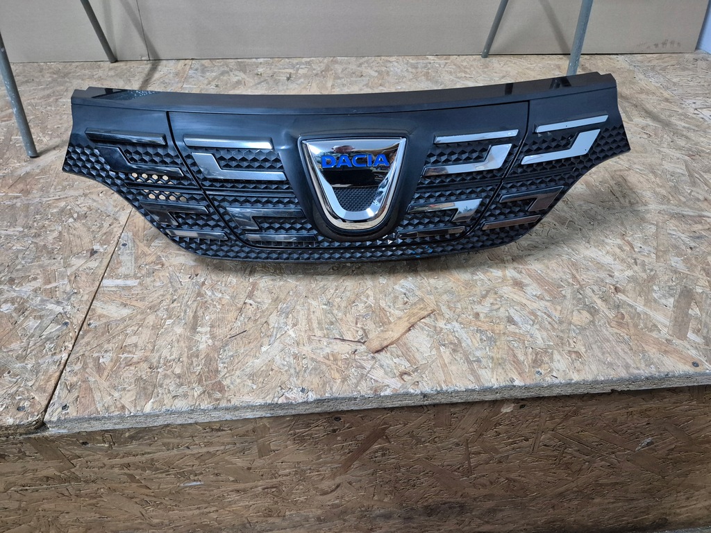 фото №1, Dacia spring решётка радиатора решётка радиатора передняя перед