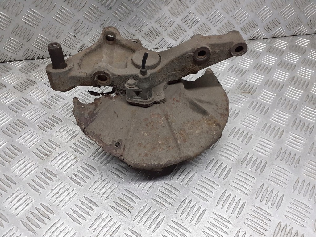 фото №3, Поворотный кулак ступица левый задняя kia carens ii 2.0