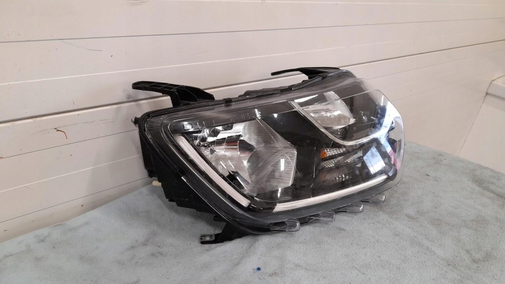 фото №4, Лампа передня ліва dacia duster ii led