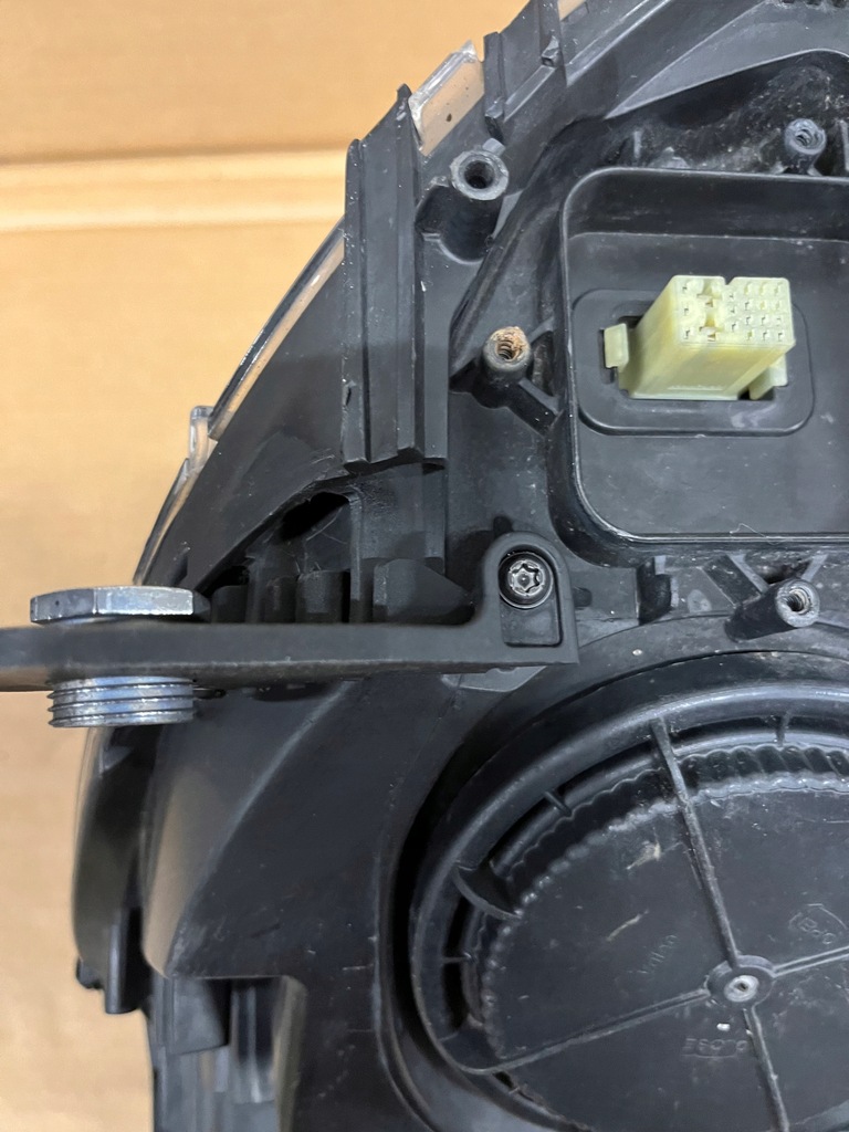 фото №9, Mini countryman r60 ксенон поворотный правый 9808256