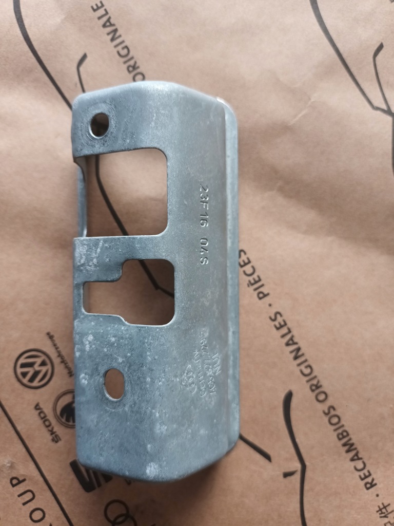 фото №11, Audi a6 c7 4g lift 2015 2018 камера заднього виду кронштейн 4g0827566 4g5827229 28km