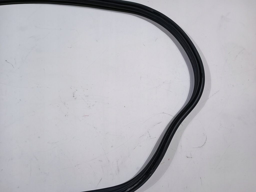 фото №9, Прокладка кришки багажника ford mustang vi cabrio