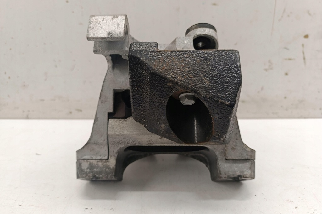 фото №6, Передня подушка двигуна jeep cherokee kl p68141400ag 2.2l дизель 2017