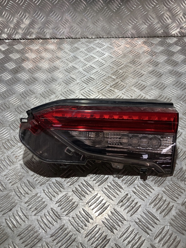 фото №1, Лампа правый задняя w крышка жгут toyota rav4 v 19-