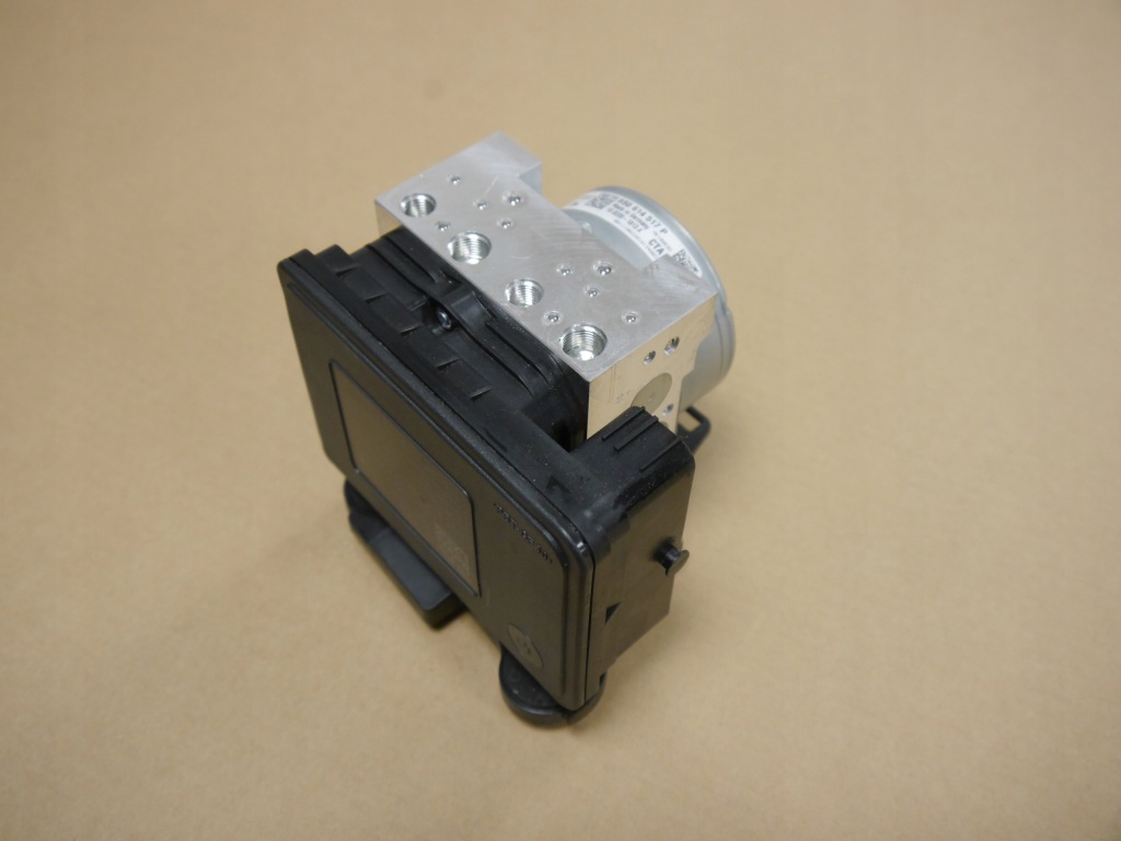 фото №1, Audi tt rs 8s насос abs 8s0907379p 8s0614517p