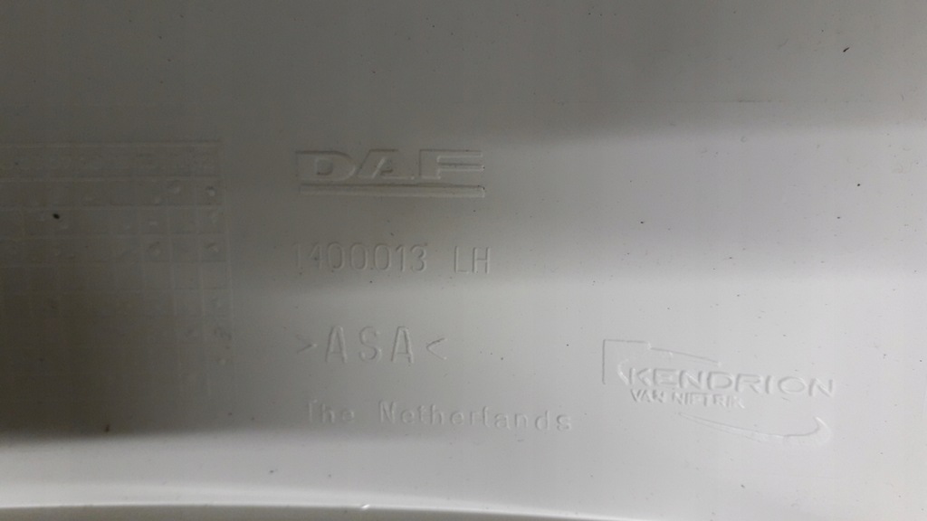 фото №8, Daf xf вітровик кабіни ліва 1400013