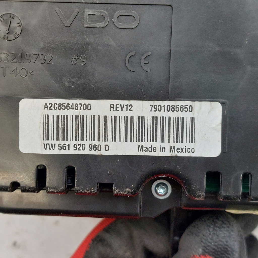 фото №12, Volkswagen vw passat b7 1,8 usa счетчик приборы 561920960d 7901085650 vdo