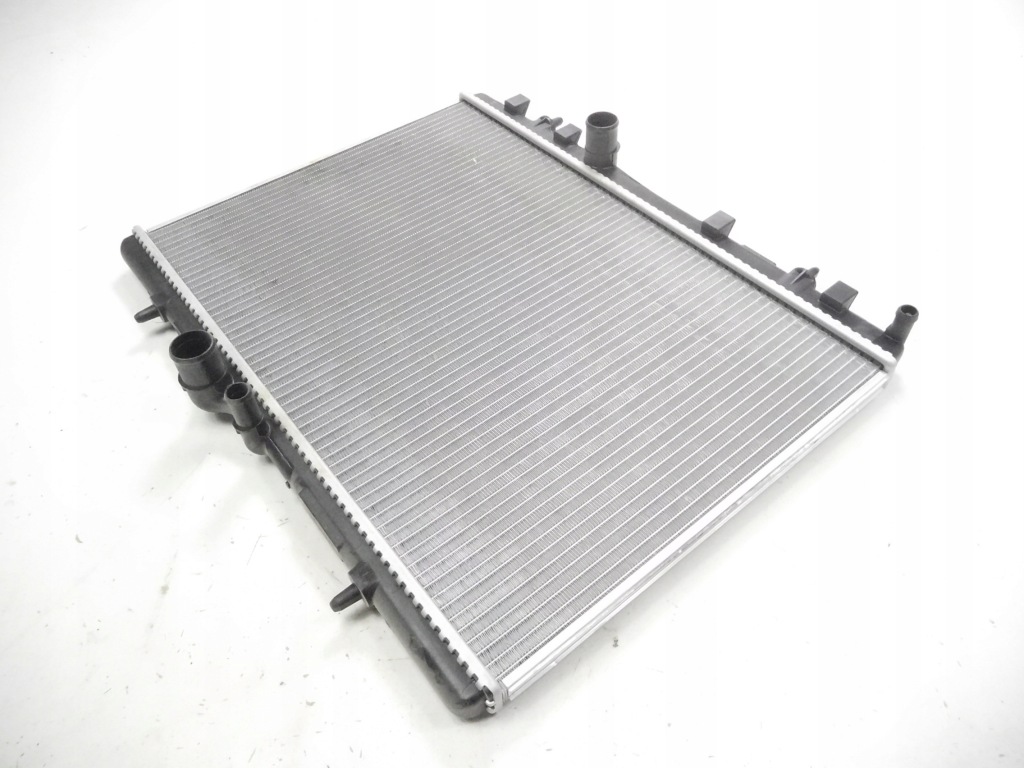 Радиатор воды peugeot 206 оригинальный номер 1330.h6 Недорого