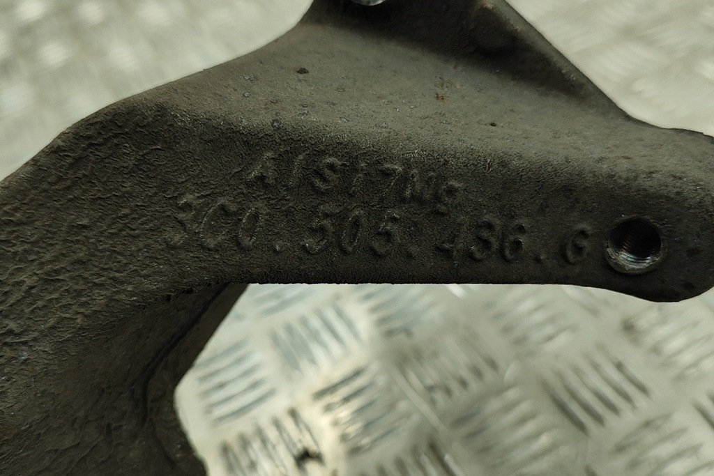 фото №6, Audi q3 8u задня права ступиця колеса 3c0505436g 2.0 дизель 135kw 2016