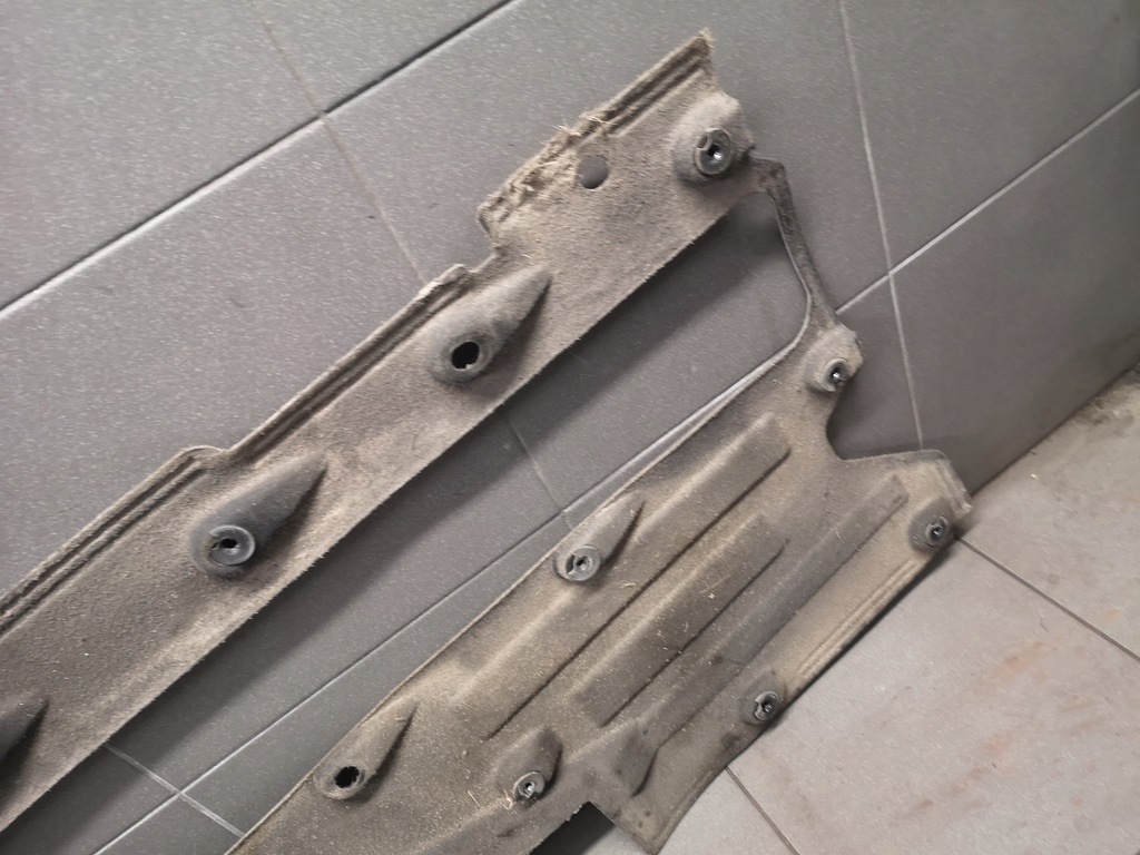 фото №13, Защита подвеска правая audi a8 d3 ii lift материал