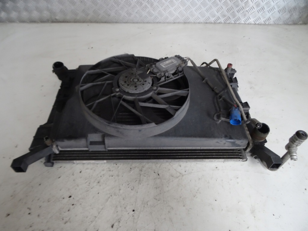 Купить Комплект радиатор mercedes w245