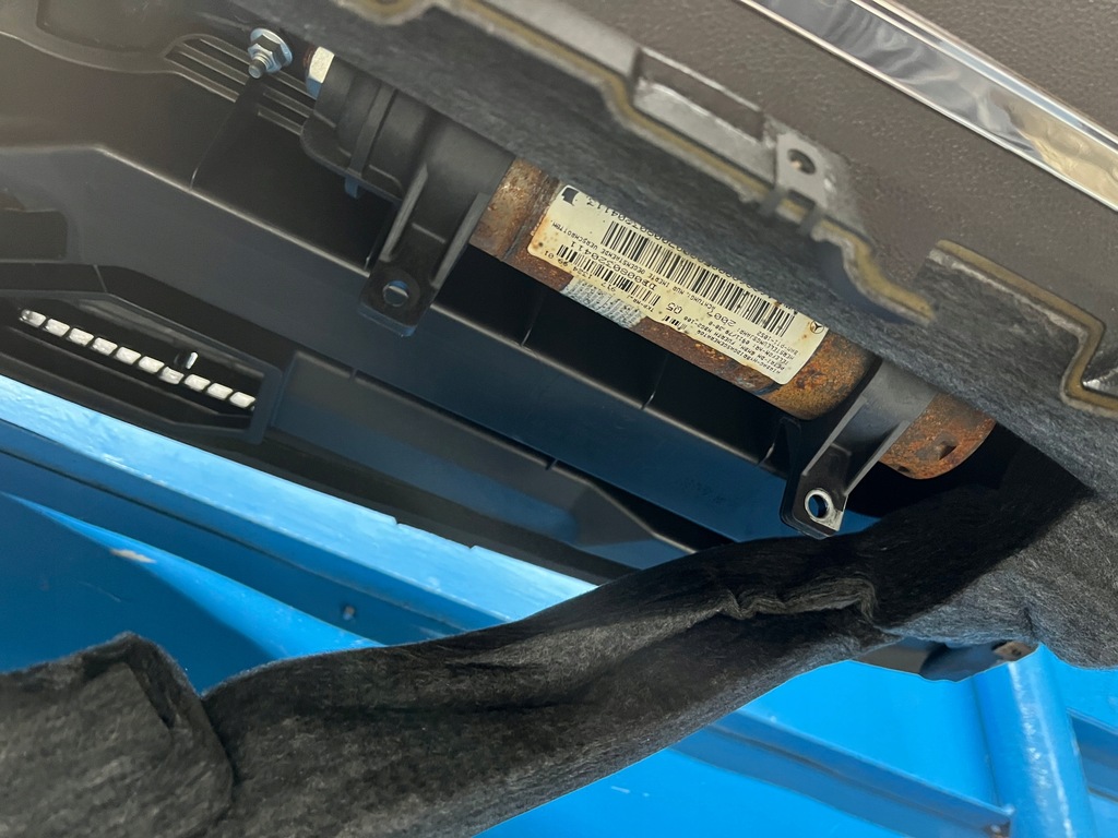 фото №10, Mercedes w245 приборная панель pulpit приборная панель подушка безопасности ремни