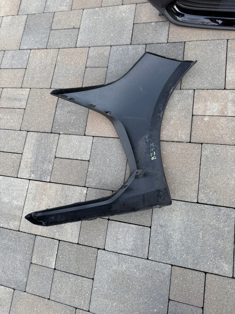 фото №8, Toyota bz4x бампер перед