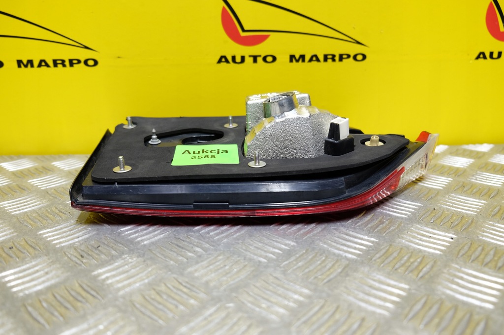 фото №14, Honda odyssey 2018- лампа задняя правая usa