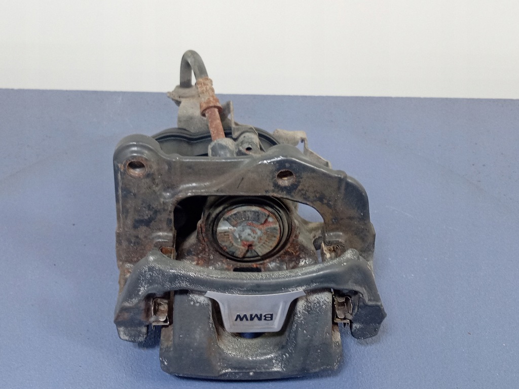 фото №5, Bmw 7 g11 g12 суппорт задний правый скоба 44/24