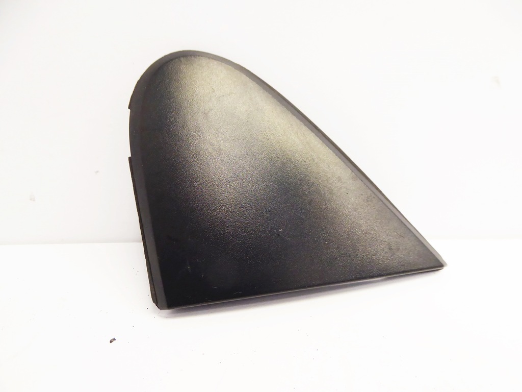 фото №1, Almera tino заглушка треугольник крыла перед левая