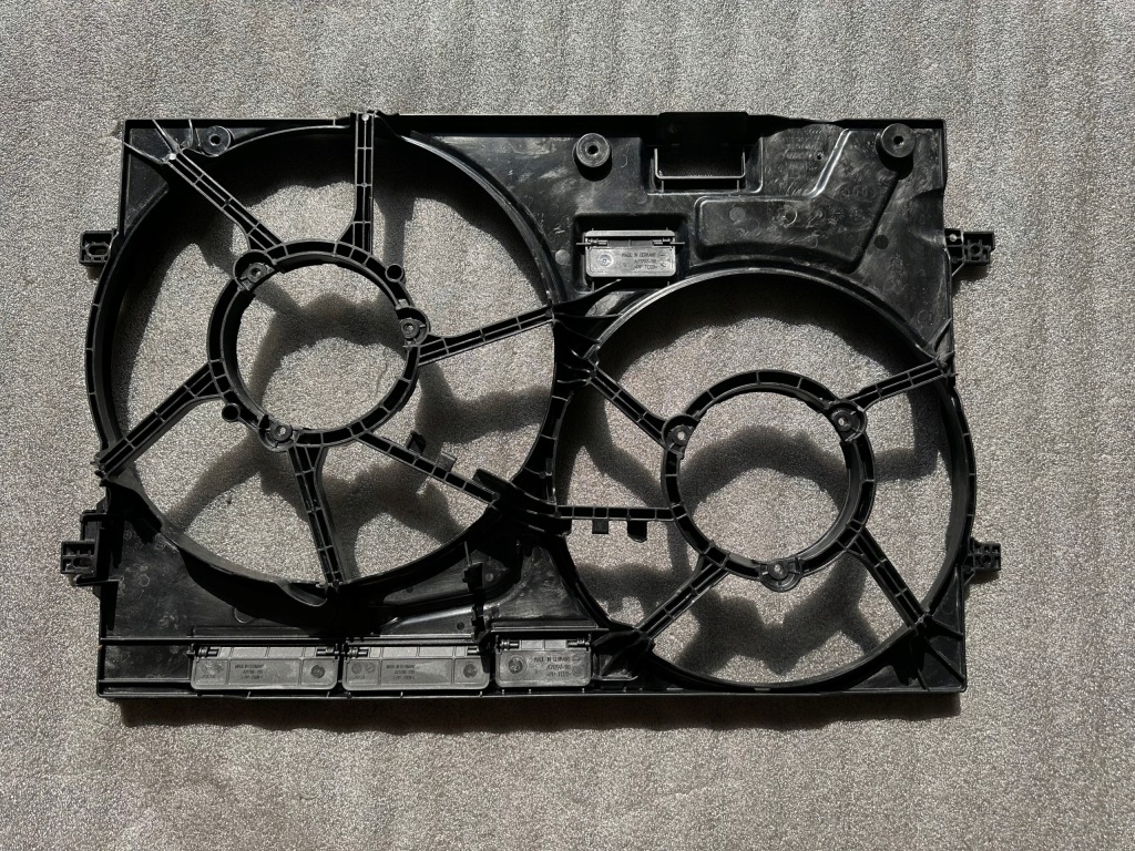 фото №1, Корпус vw golf vii r-line 2.0 tfsi 3q0121205b....