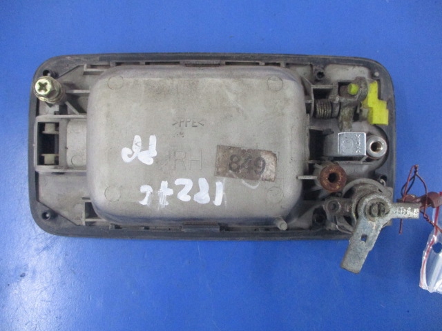 фото №3, Opel monterey i ручка перед права хром