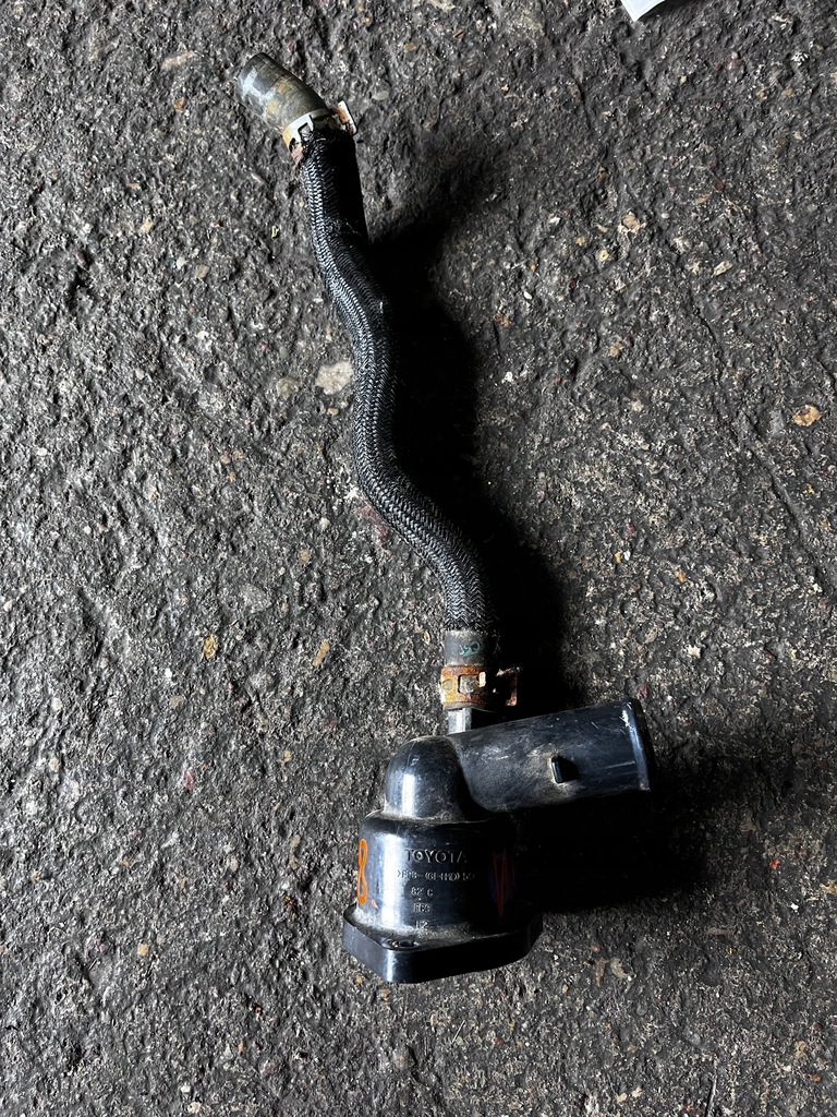 фото №1, 48 toyota corolla e21 термостат 210518