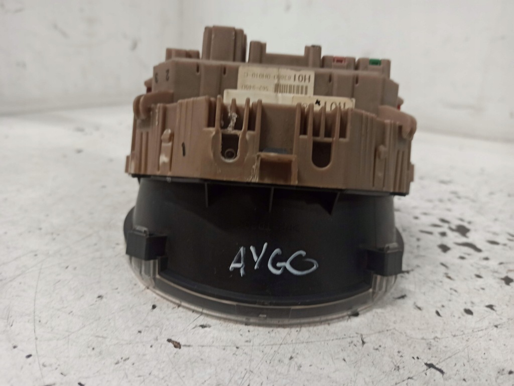 фото №12, Toyota aygo 05-14 счетчик приборы 83800-0h010-c 83800-0h131-a